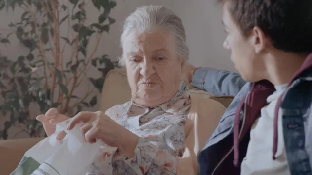 Γενοσημο Φαρμακο ” Κρατα την ουσια” - www.genosima.gr